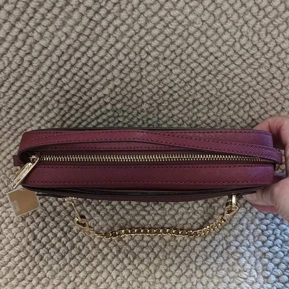 MICHAEL KORS Jet Set Large Saffiano Leather Crossbody Bag - Picture 4 of 10